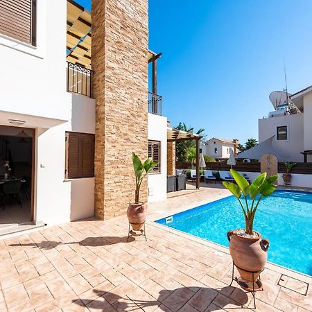 Villa Iris By Ezoria Villas Ayia Napa Ngoại thất bức ảnh
