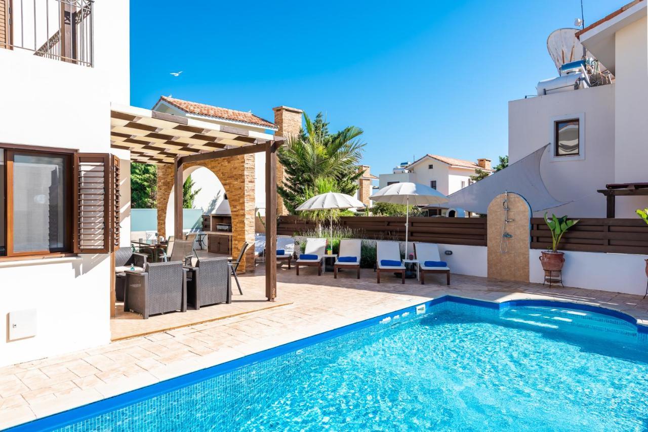 Villa Iris By Ezoria Villas Ayia Napa Ngoại thất bức ảnh