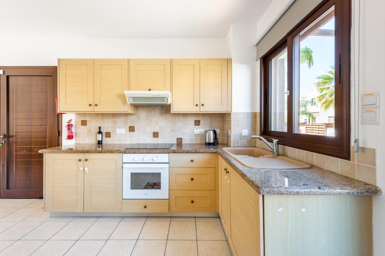 Villa Iris By Ezoria Villas Ayia Napa Ngoại thất bức ảnh
